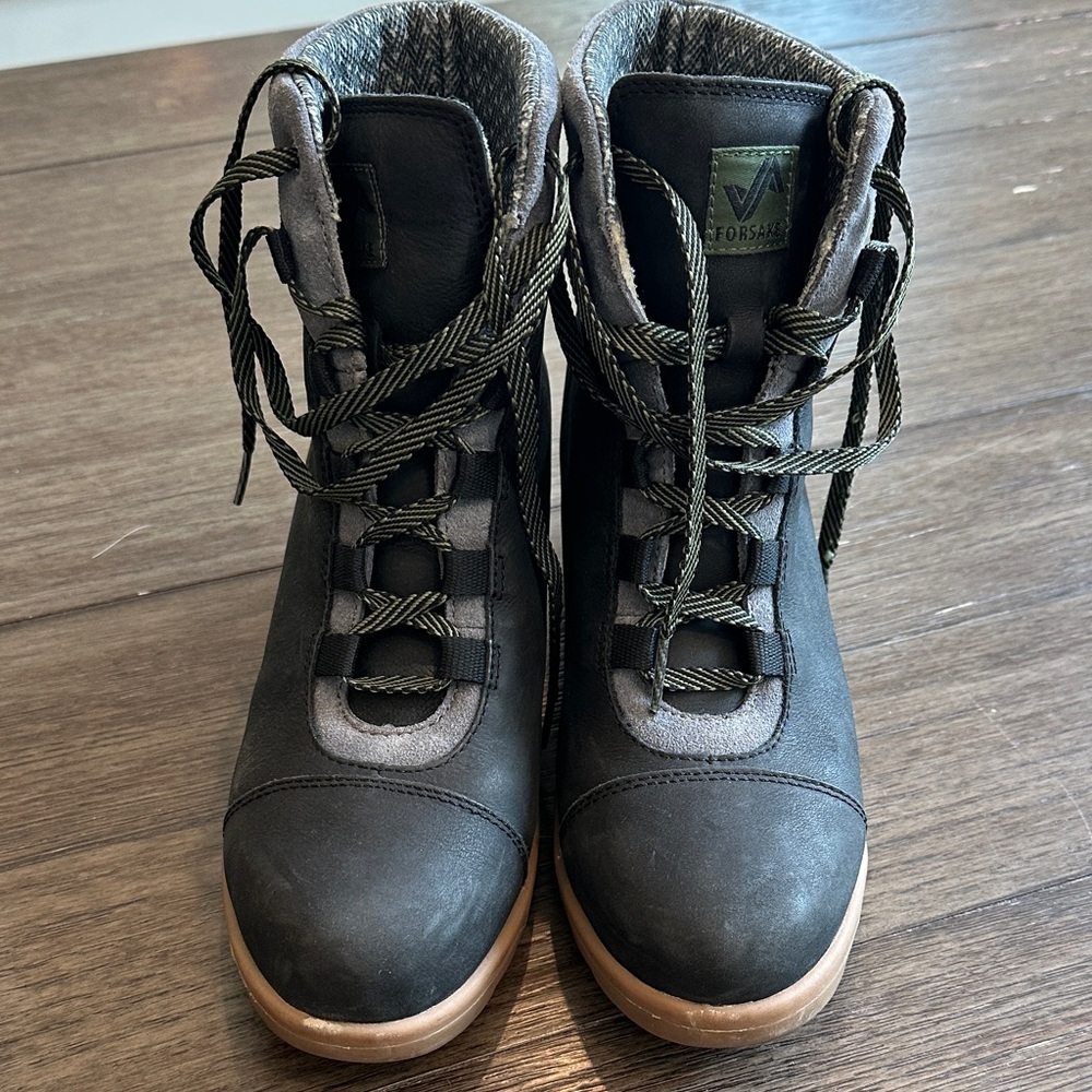 Stylish Black Lace-Up Boots for Women